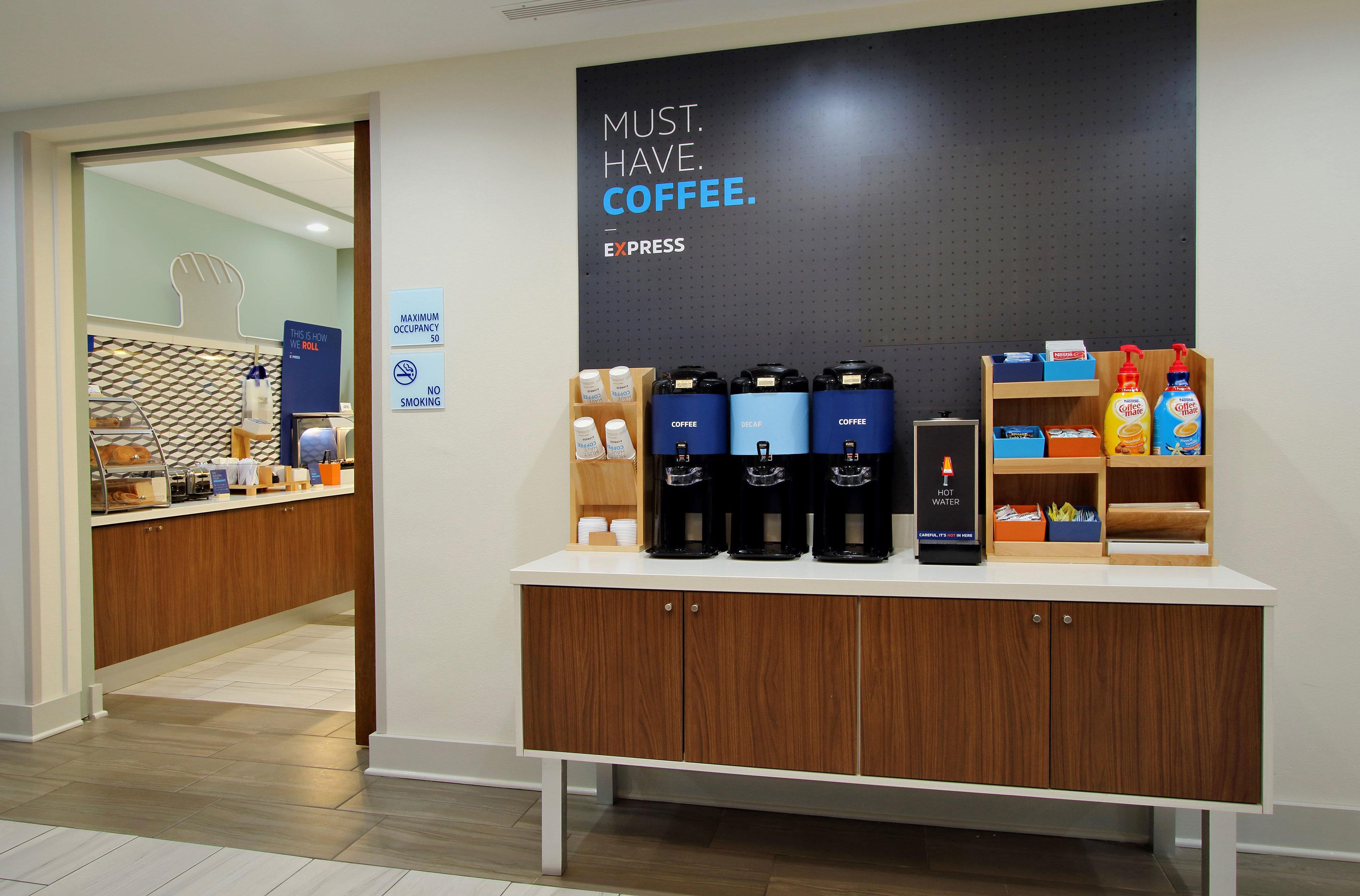 Holiday Inn Express Hotel & Suites Byron By Ihg Экстерьер фото