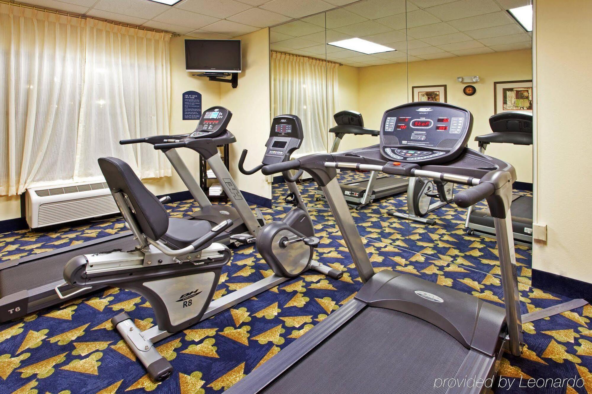 Holiday Inn Express Hotel & Suites Byron By Ihg Экстерьер фото